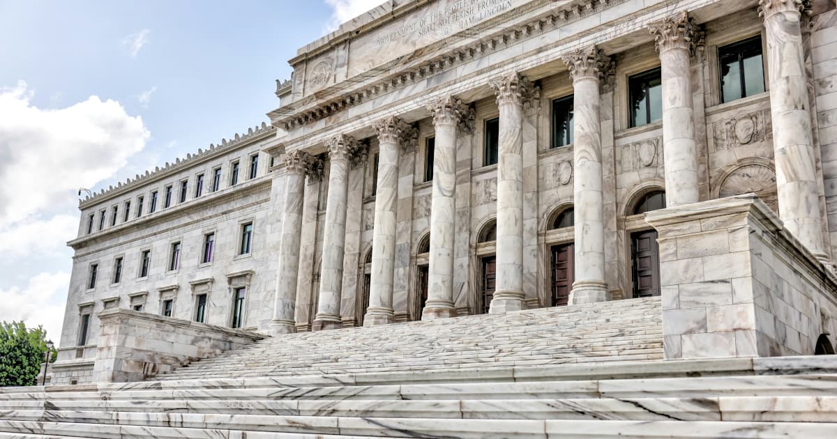 U.S. Energy Research Facility Drops 'Renewable' from Name, Sparking Debate Over Energy Priorities